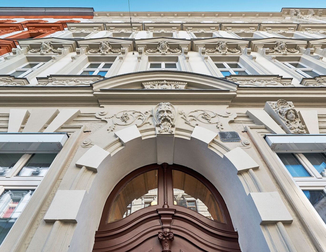 TOP-SANIERTES JAHRHUNDERTWENDEHAUS I OHNE Gas I WÄRMEPUMPE I Hochwertig sanierter 2-Zimmer-Altbau