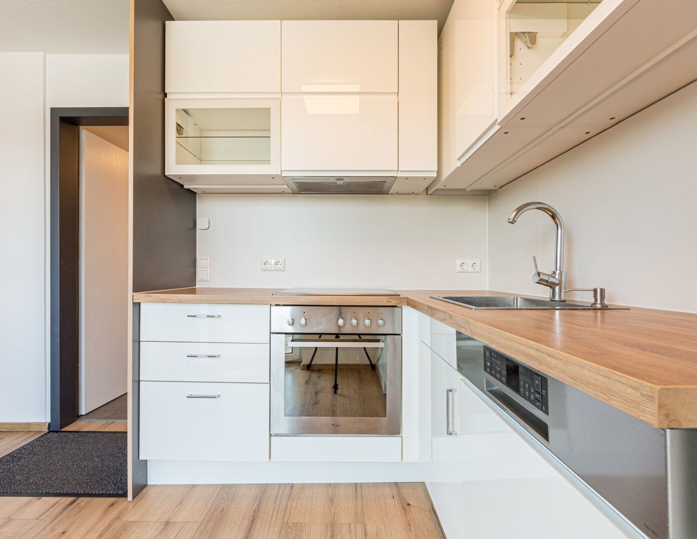 Moderne 3-Zimmer-Wohnung mit Balkon - stilvoll wohnen, entspannt genießen