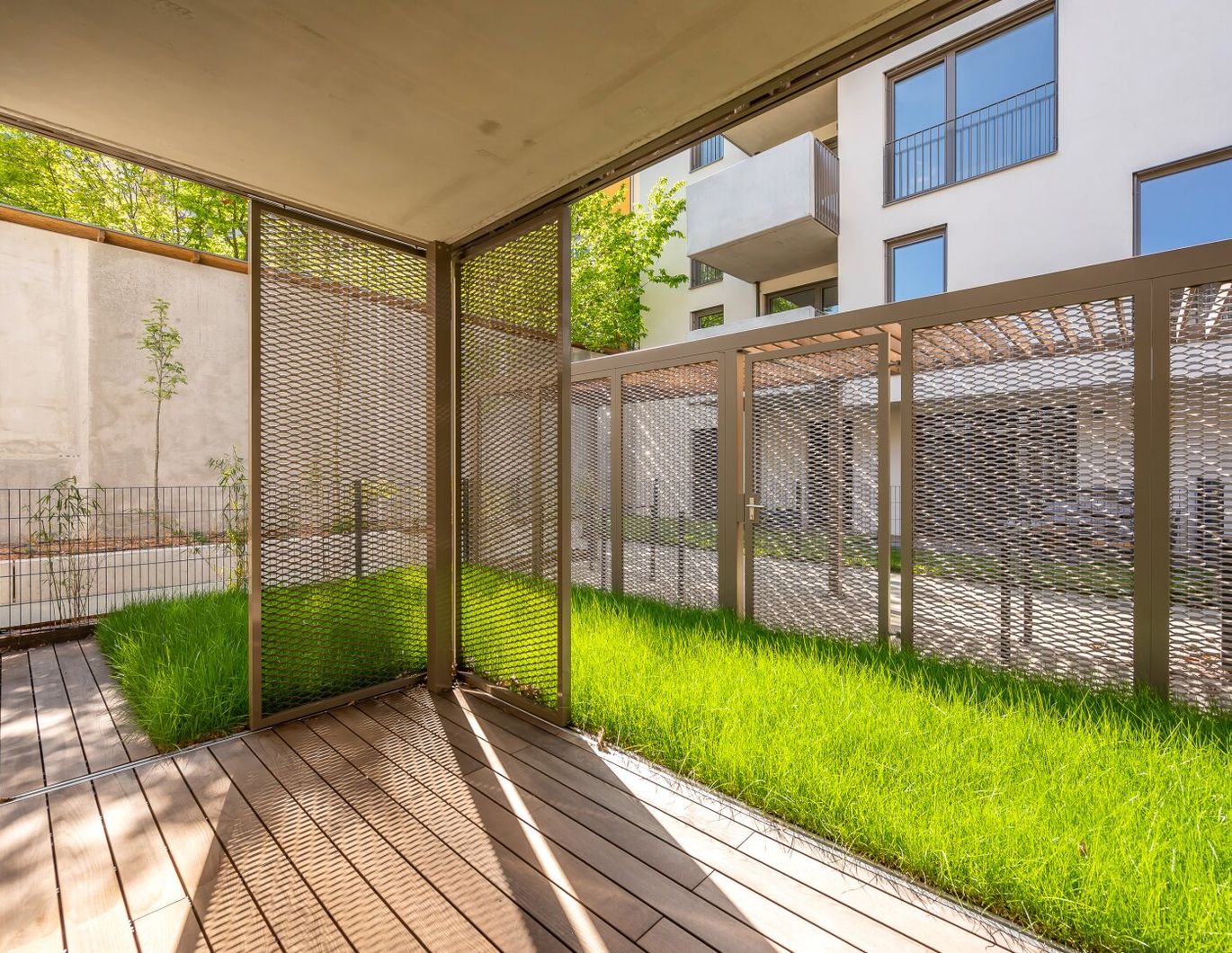 EDUART-Die Kunst des Wohnens: Hochwertiger 2-Zimmer NEUBAU-ZWEITBEZUG mit 40m² Garten und 10m² Terrasse! (8/7)