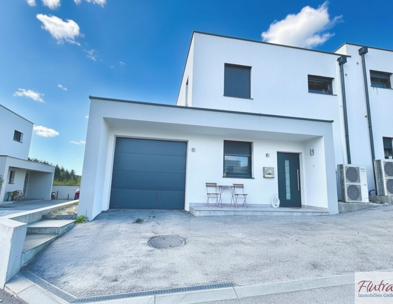 Preisreduktion - neuwertige Doppelhaushälfte in Wels/Puchberg - modernes Wohnen samt Garage uvm.