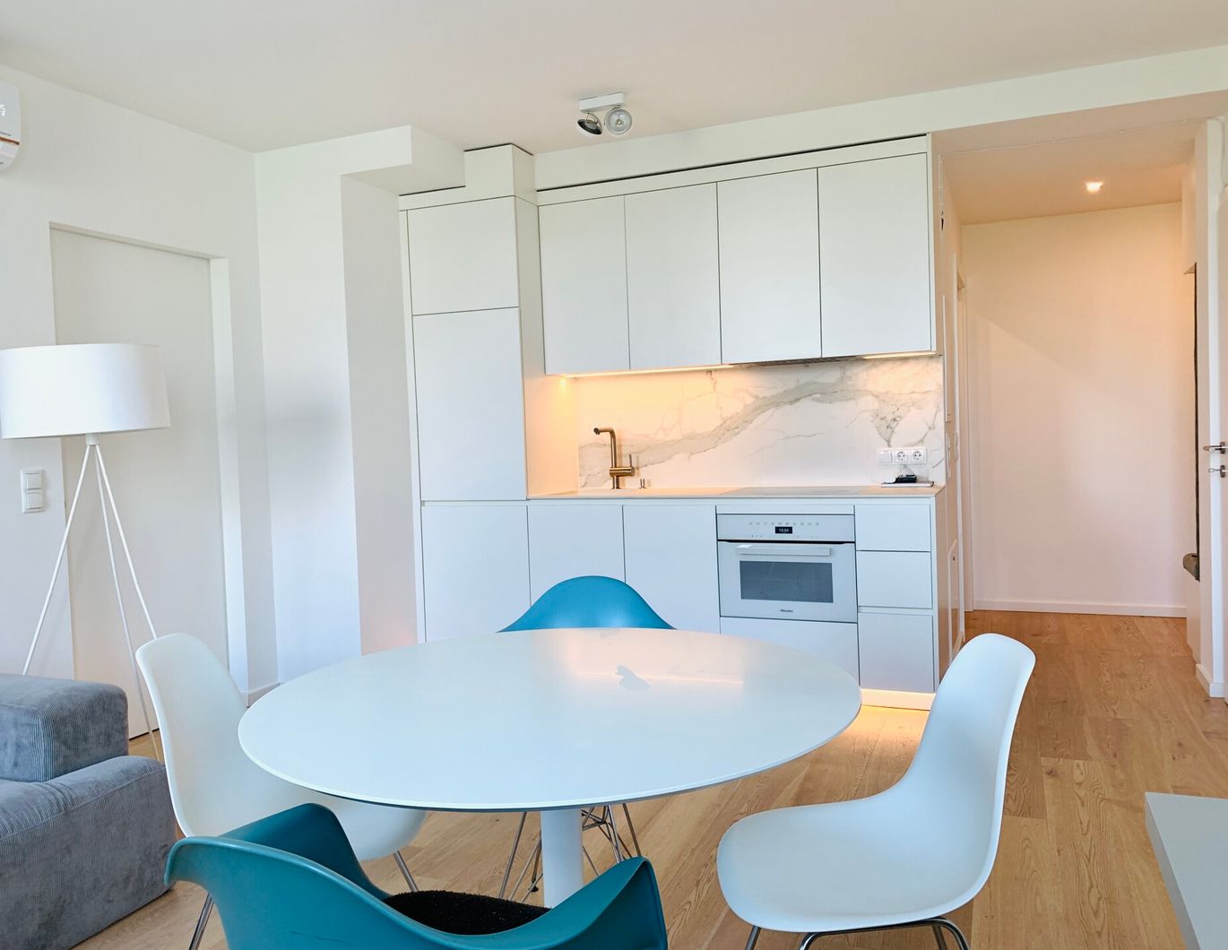 Chic & cosy- Dachgeschoßwohnung beim AKH