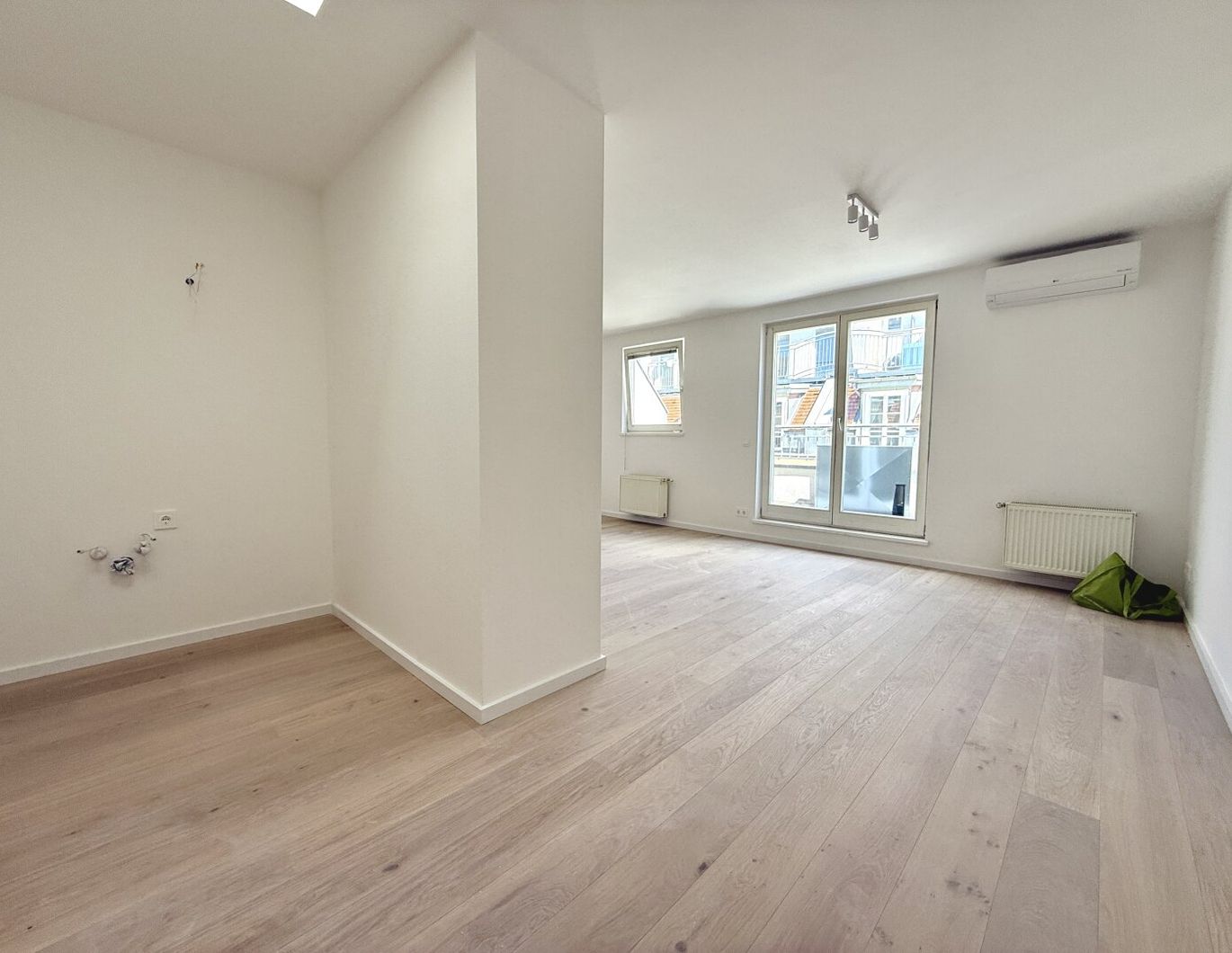 Schönbrunner Straße 22-24 - Prachtvoll Wohnen in urbaner Trendlage