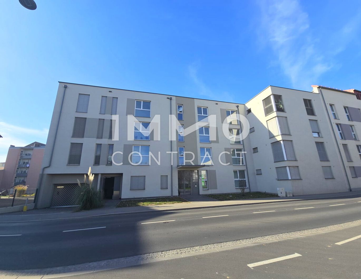 Geförderte, neuwertige 2 Zimmer Wohnung mit großem BALKON in Innenhoflage - Puchstraße 44 - Top 009