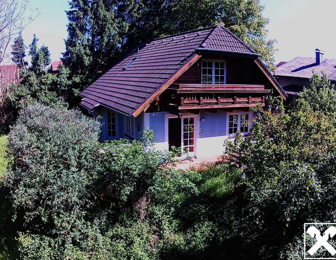 Natur trifft Lebensqualität - charmantes Haus in idyllischer Lage