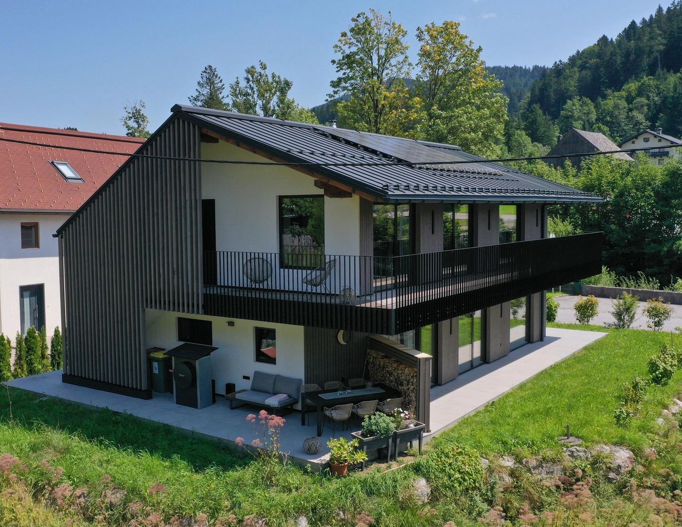Exklusives Haus direkt vor der Piste - energieeffizientes Haus mit PV-Anlage und Ferienvermietung im Salzburger Land (Provisionsfrei)