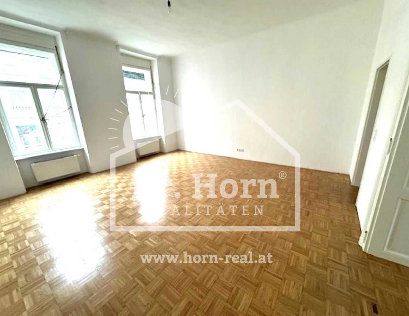 Innenstadt (Nähe Finanzamt, Jakominipl.): Elegante 2 ZI zum Erstbezug + Balkon ins Grüne!