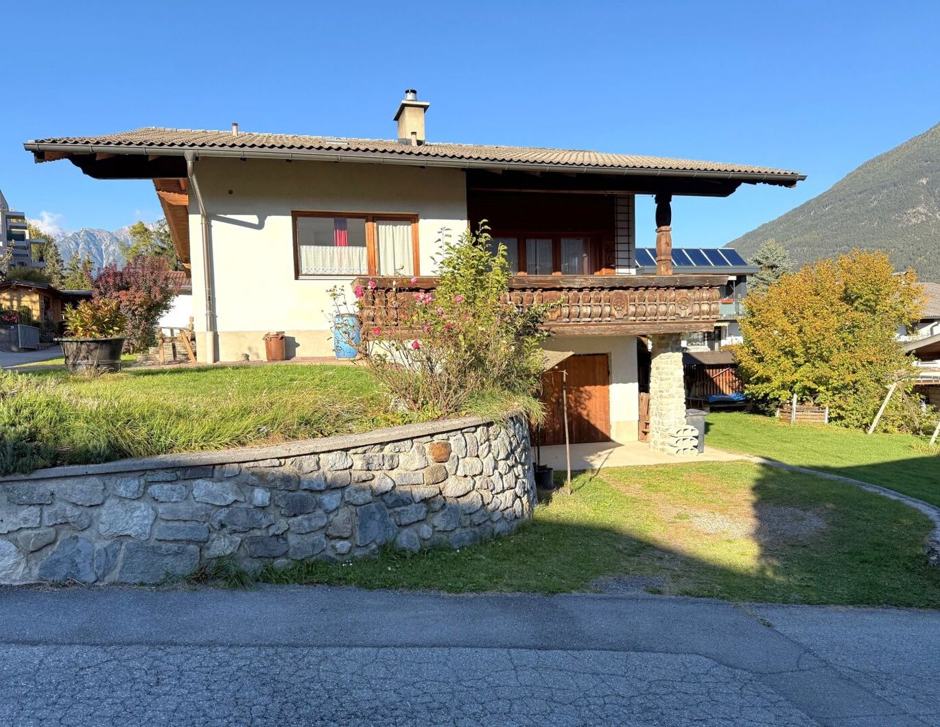 Sanierungsbedürftiges Einfamilienhaus in idyllischer Lage am Sonnberg in Imst