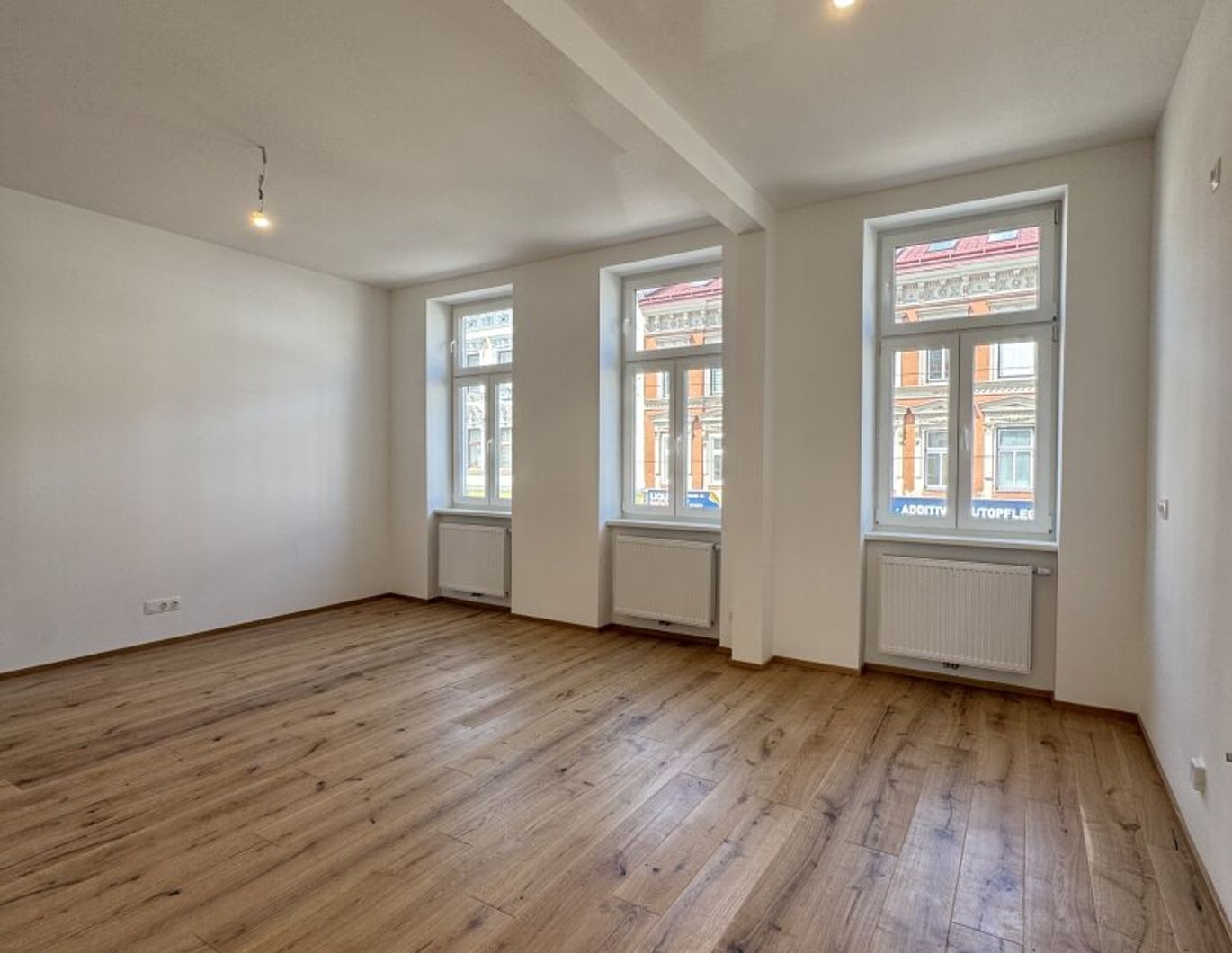 Charmante 2-Zimmer-Altbauwohnung in Ottakring - Vollsaniert & Bezugsfertig