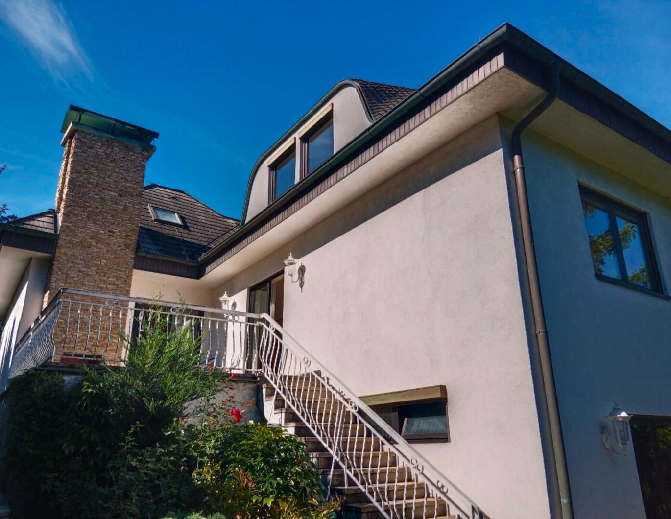 6 Zimmer Haus mit Sauna und Pool!!!