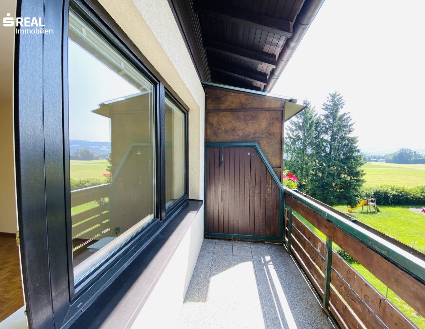 Sanierungsbedürftige 2-Zimmer-Wohnung mit Balkon in Neu-Anif