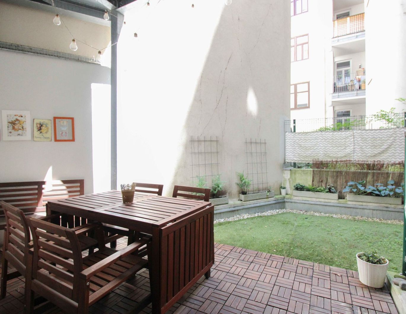 Moderne 2-Zimmer-Wohnung mit Terrasse am Augarten !