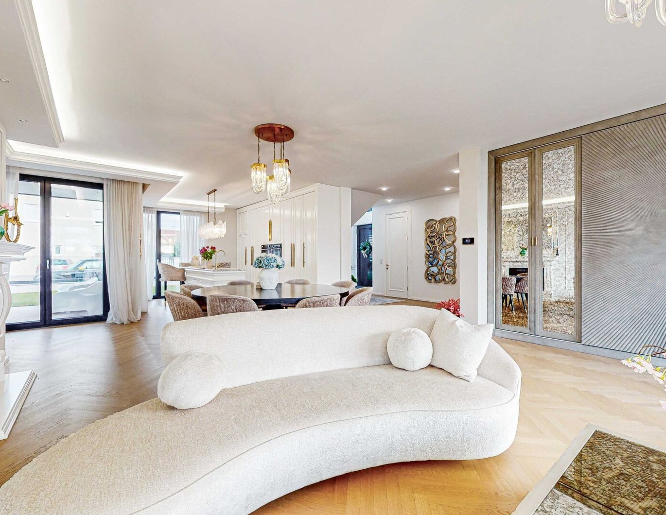 PRACHTVOLLES DESIGNERHAUS MIT GARTEN UND POOL | UNVERBAUTER FERNBLICK