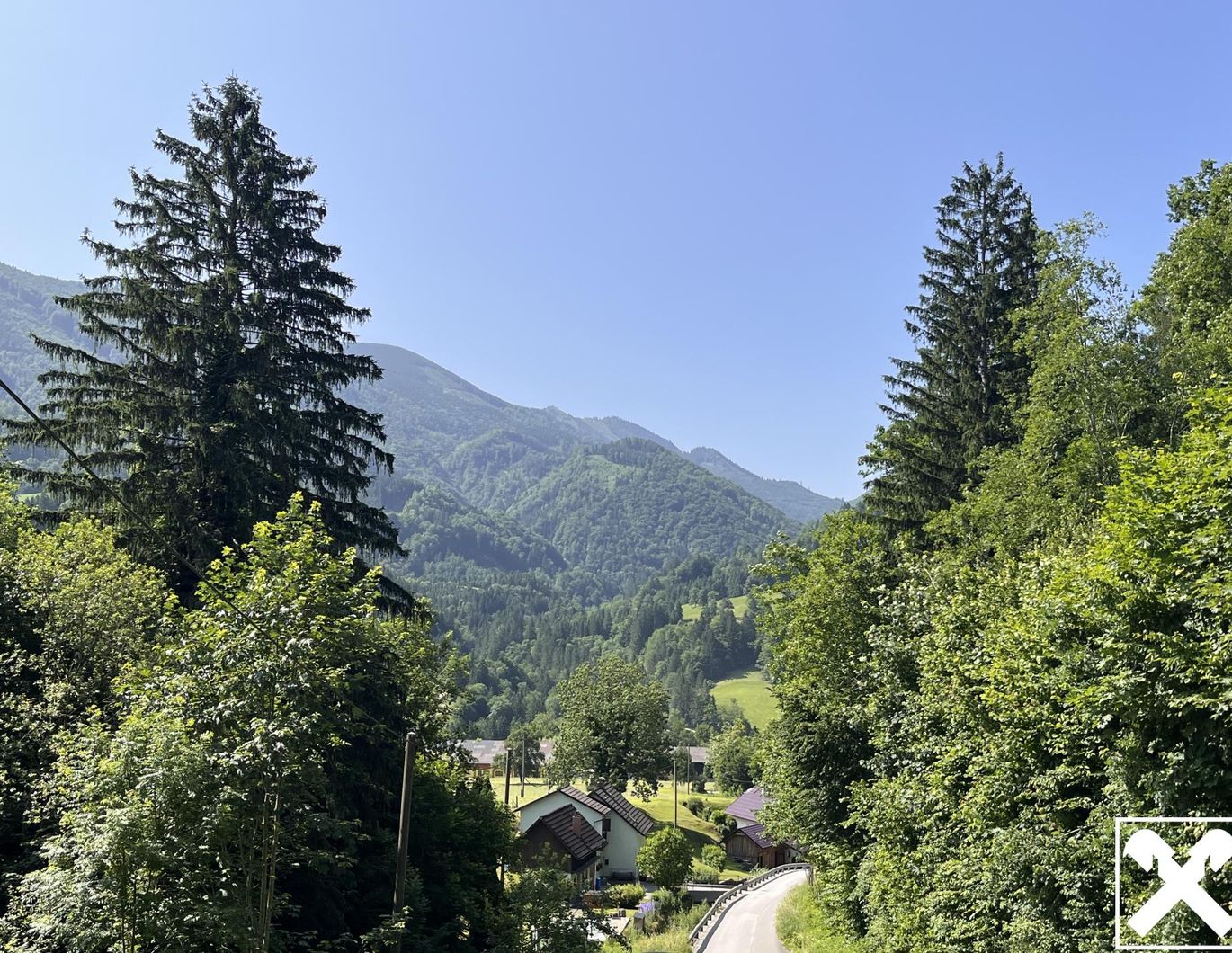Ihr leistbarer Wohntraum im Grünen - Haus mit Potenzial nahe dem Ortszentrum