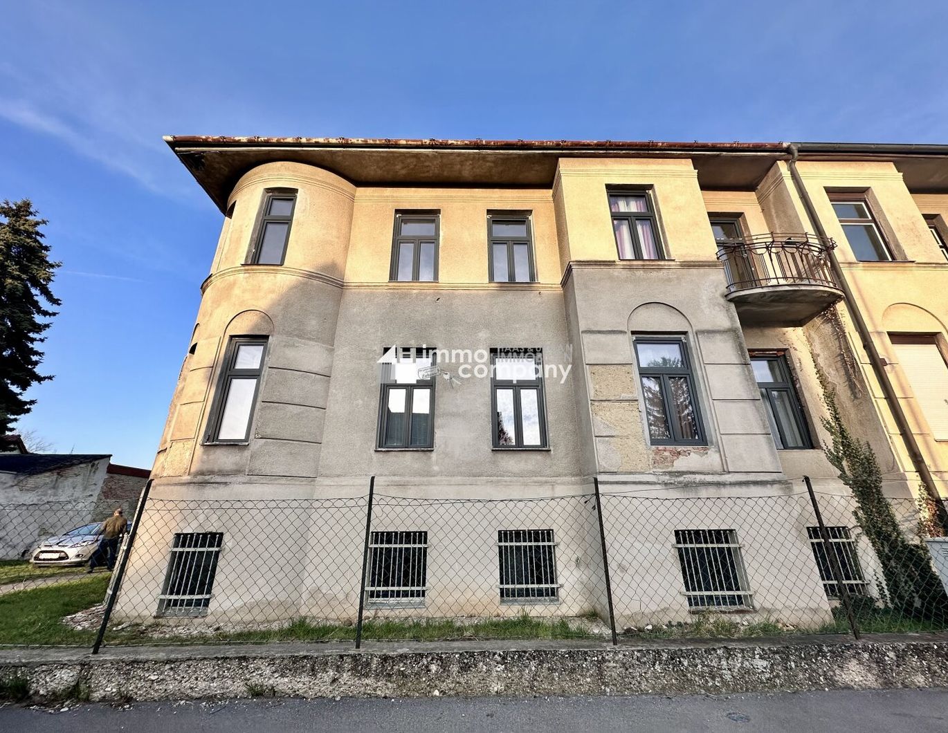 Attraktives Mehrfamilienhaus, Baugrund, mit großem Potenzial
