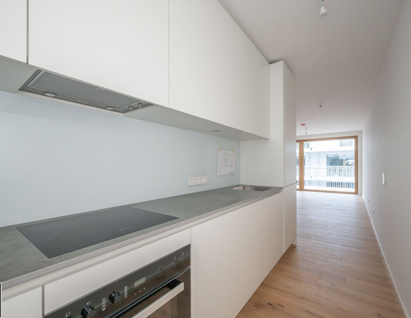 Idealer Rückzugsort trotz zentraler Lage! Apollogasse 18: Erstbezug mit 2 Zimmern, Loggia, Abstellräumen!