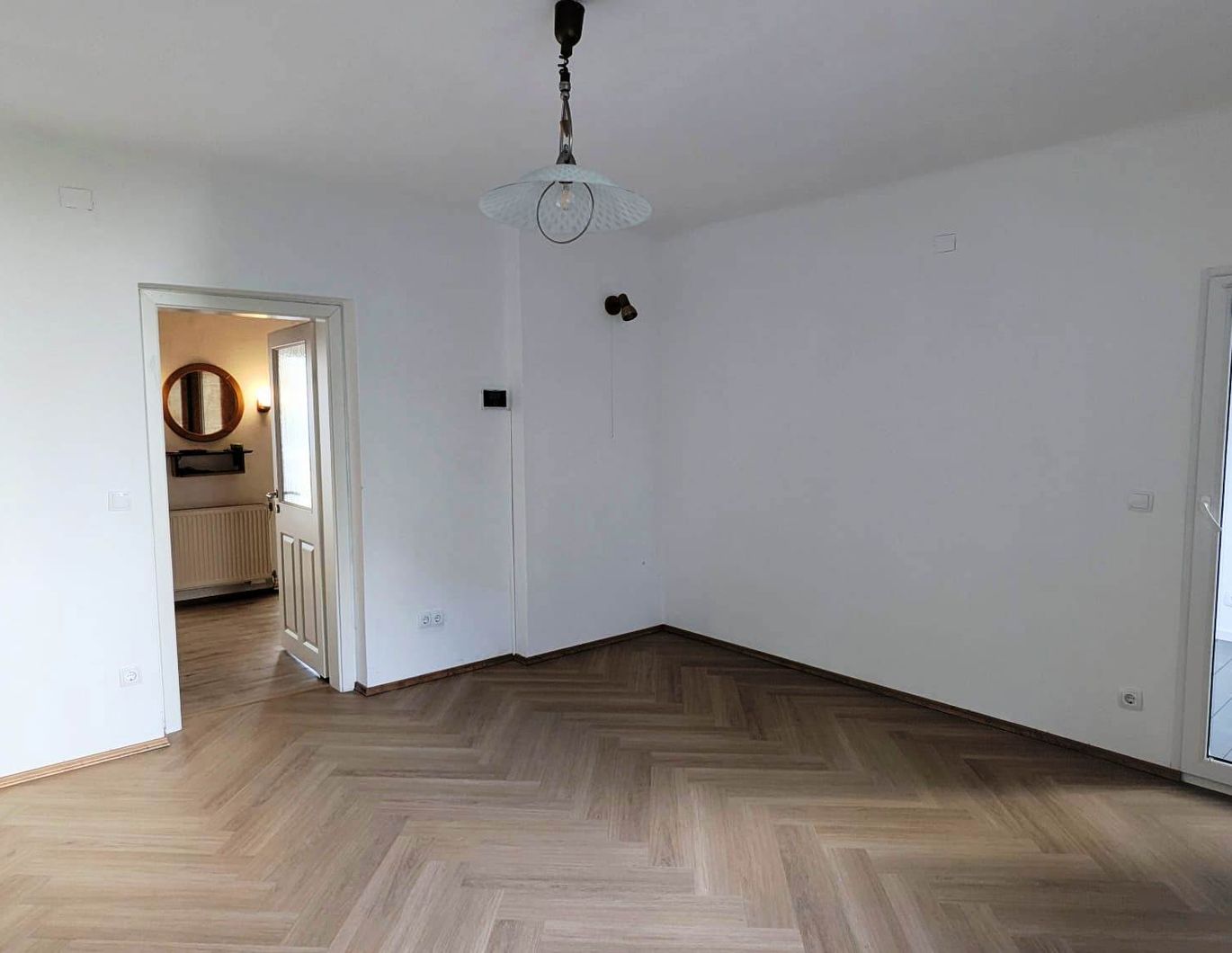 Ruhige, helle 3-Zimmer-Wohnung mit hofseitiger Loggia - U4 Unter St. Veit fußläufig