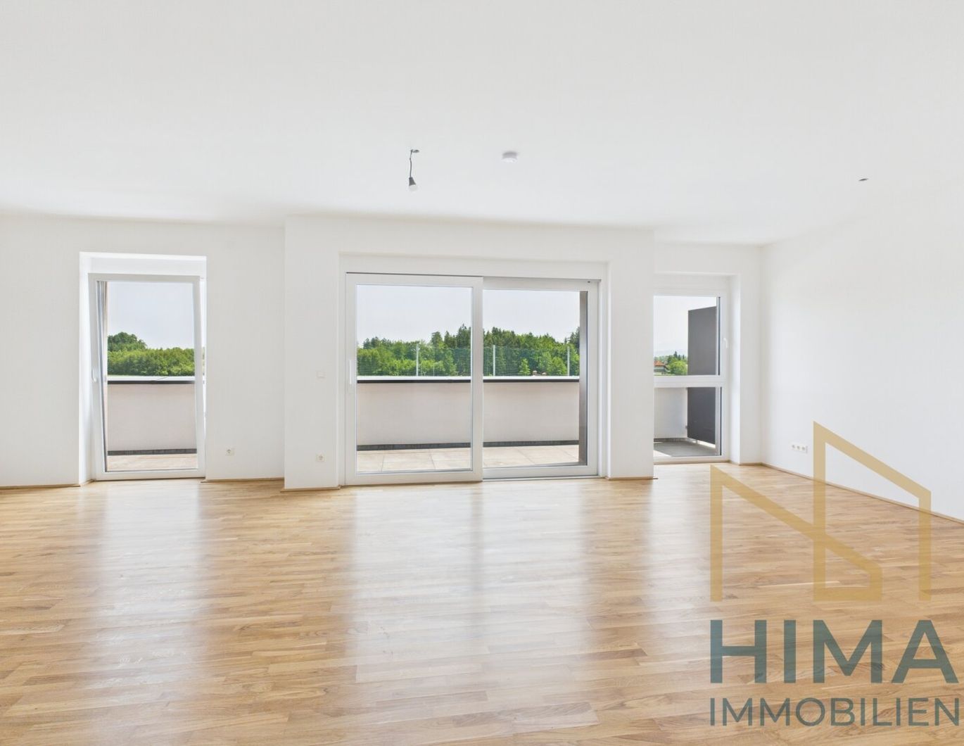 Helle, moderne Terrassenwohnung - sofort beziehbar!