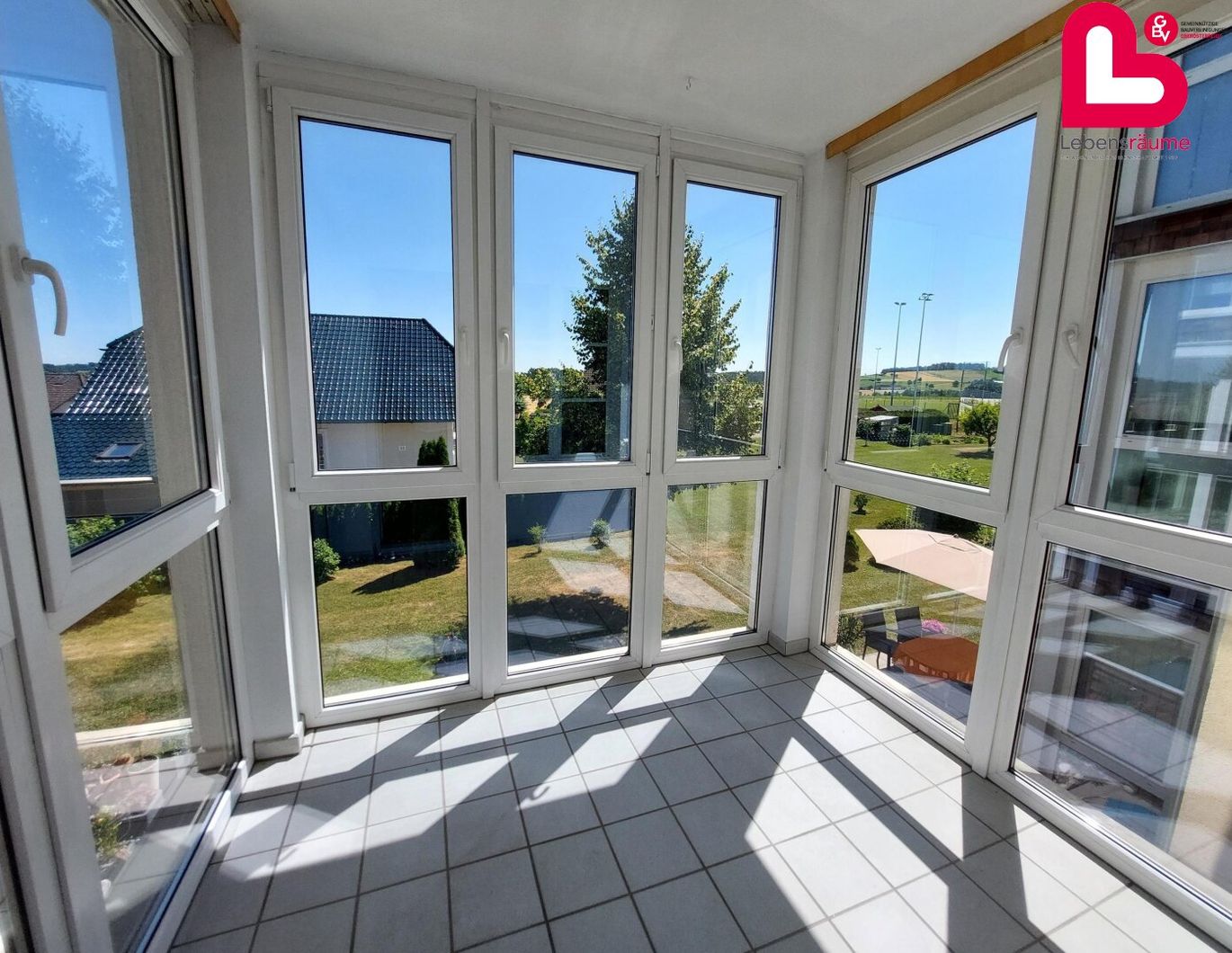 Herrlicher Fernblick in Unterweitersdorf! 3-Zimmer Wohnung mit Loggia