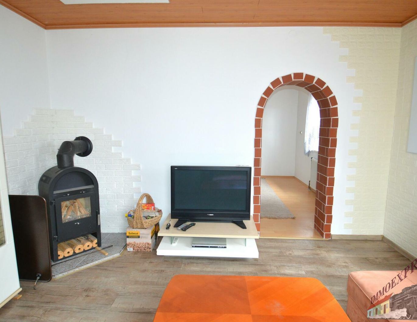 Ein-/ Zweifamilienhaus auf 1.490 m² mit Einliegerwohnung und Garage - Sackgasse
