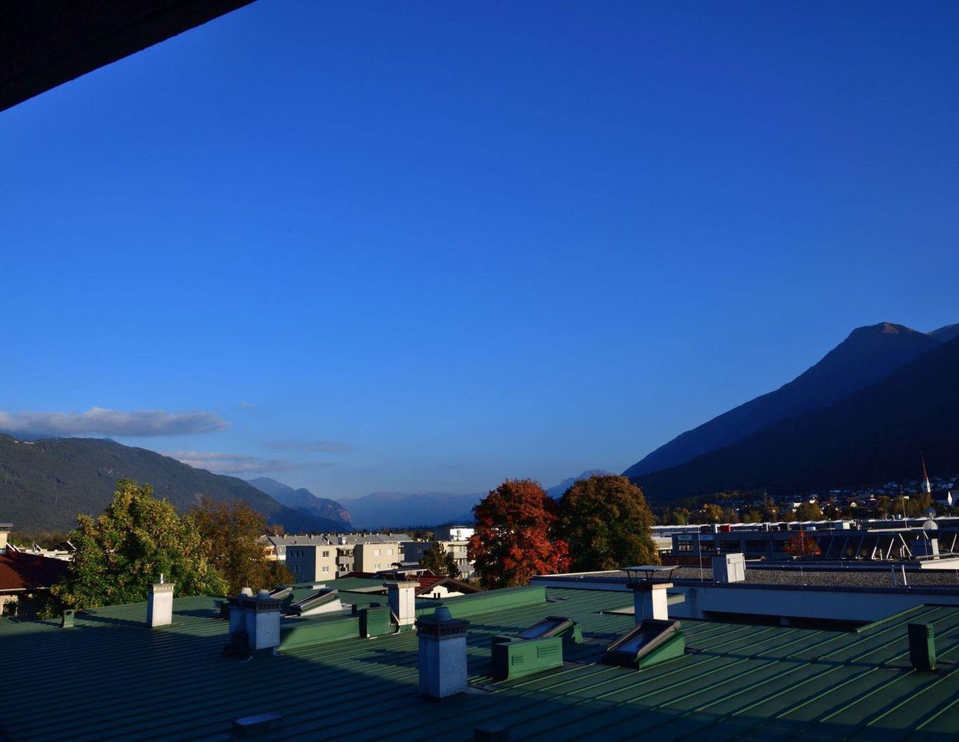 Moderne 4-Zimmer-Wohnung mit Wintergarten