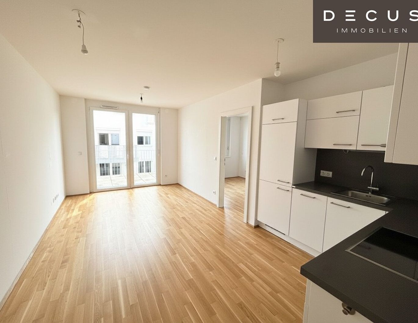 | 2 ZIMMER WOHNUNG AM KAGRANER PLATZ | MIT BALKON | NEUBAU |