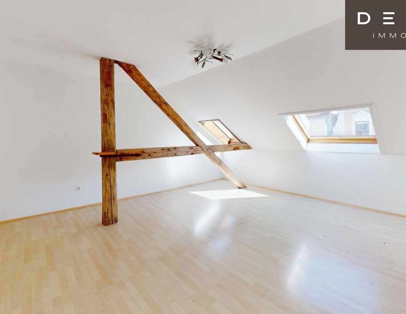 | HELLE & GEMÜTLICHE ALTBAUWOHNUNG | 1 ZIMMER | 3. OG | SANIERT | GRAZ-GEIDORF