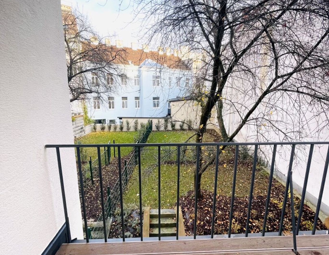 Ruheoase - 3-Zimmer-Altbauwohnung mit Terrasse, im 18. Bezirk!