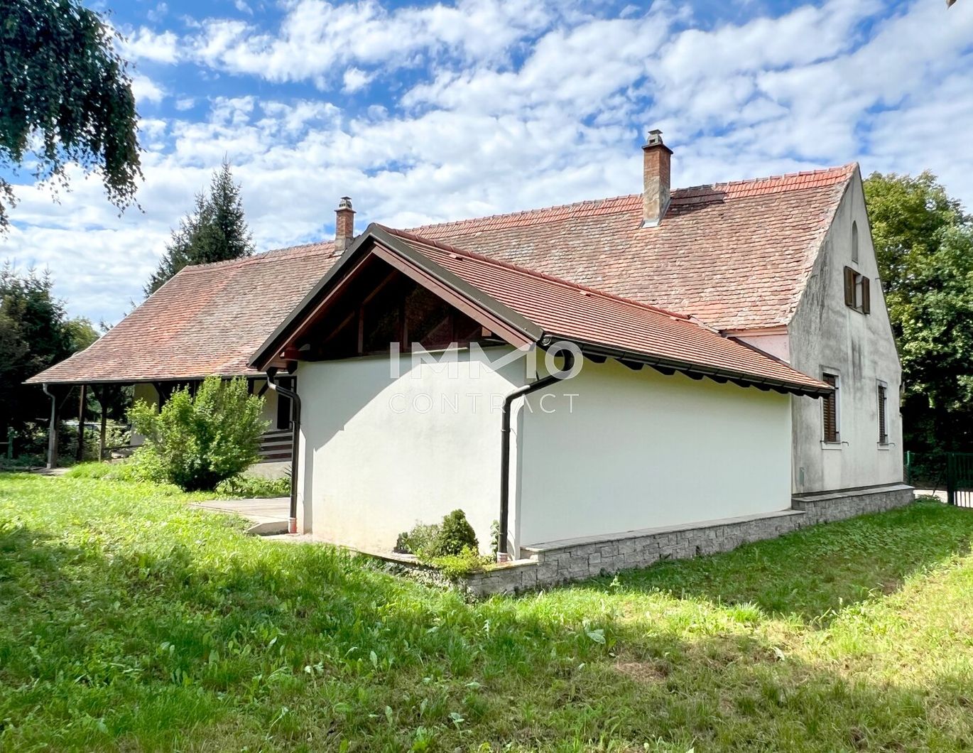 6Zi -Landhaus in idyllischer Lage am Kamp