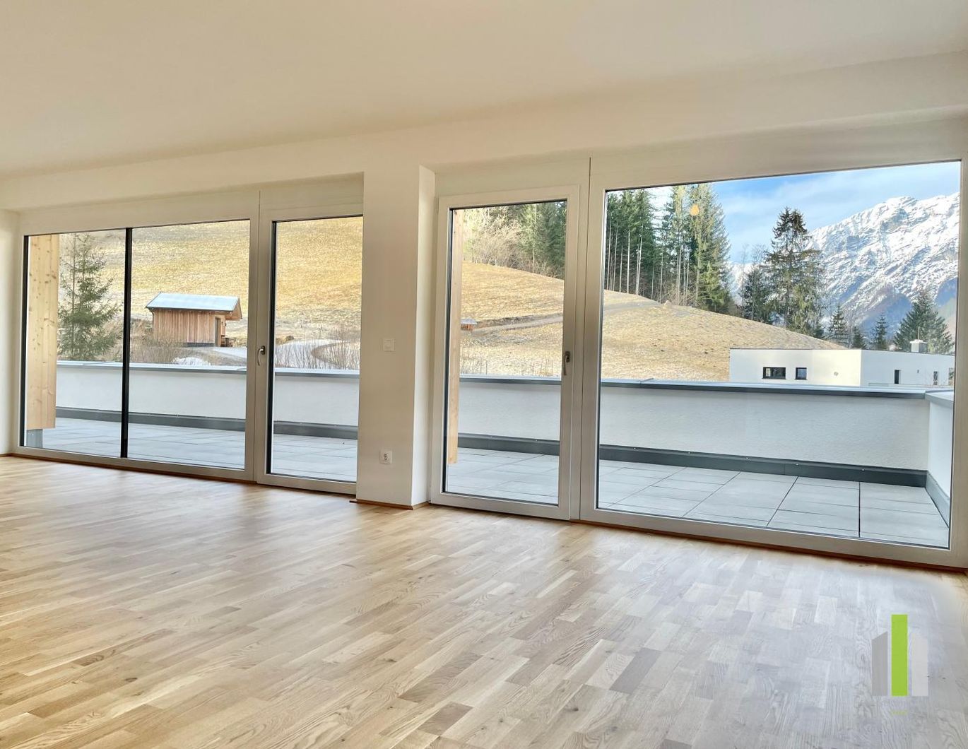 Mit dem LIFT ins (Zweitwohnsitz) PENTHOUSE.. und schon diese Ski-Season genießen