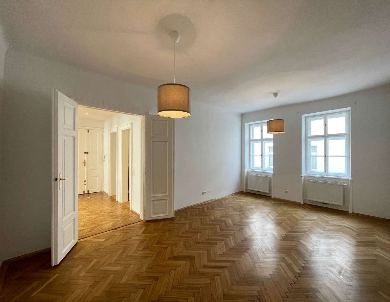 Premium-Altbau mit 3 Zimmern in absoluter Spitzenlage