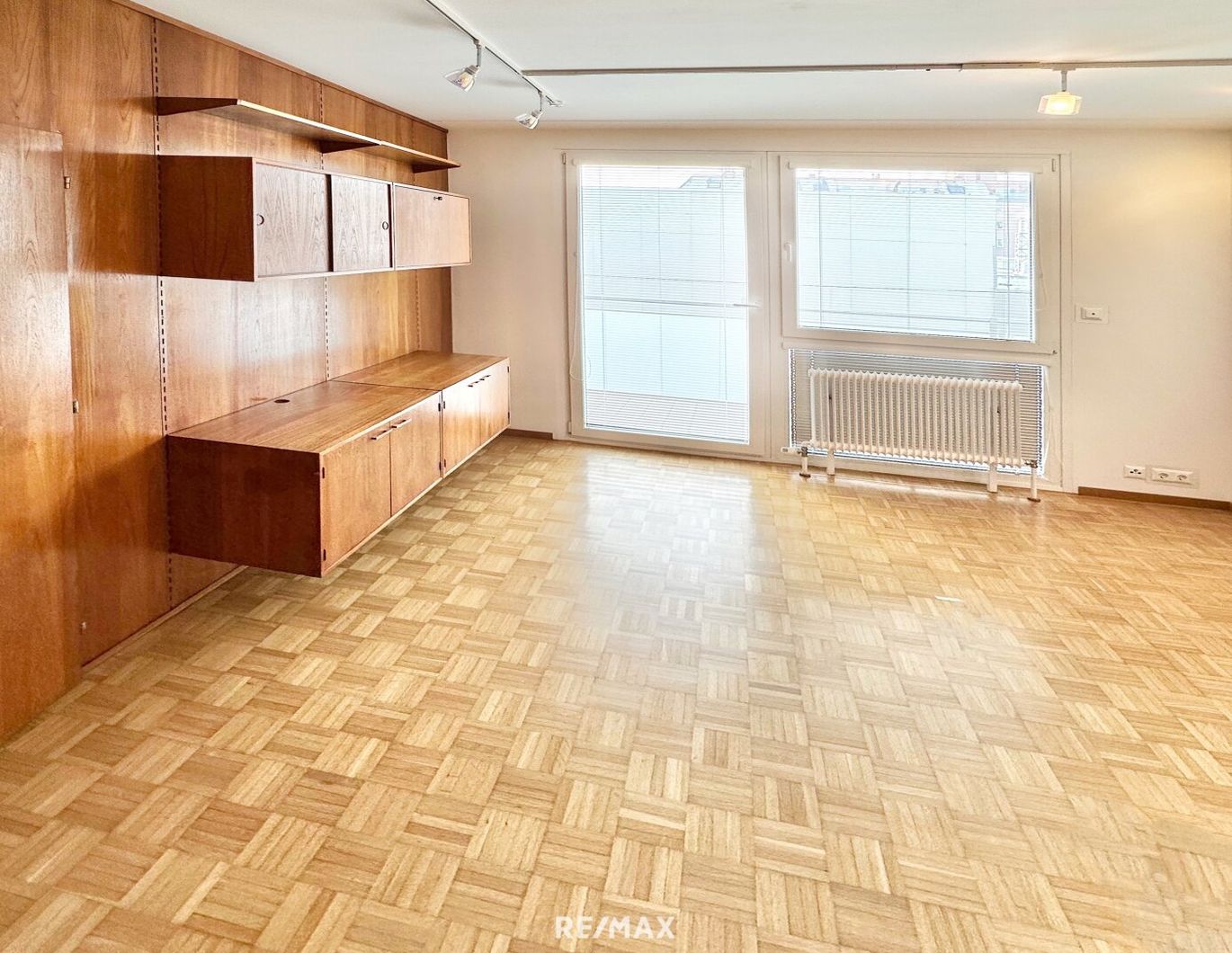 2 Loggien, 3 Zimmer, top Infrastruktur & Zustand