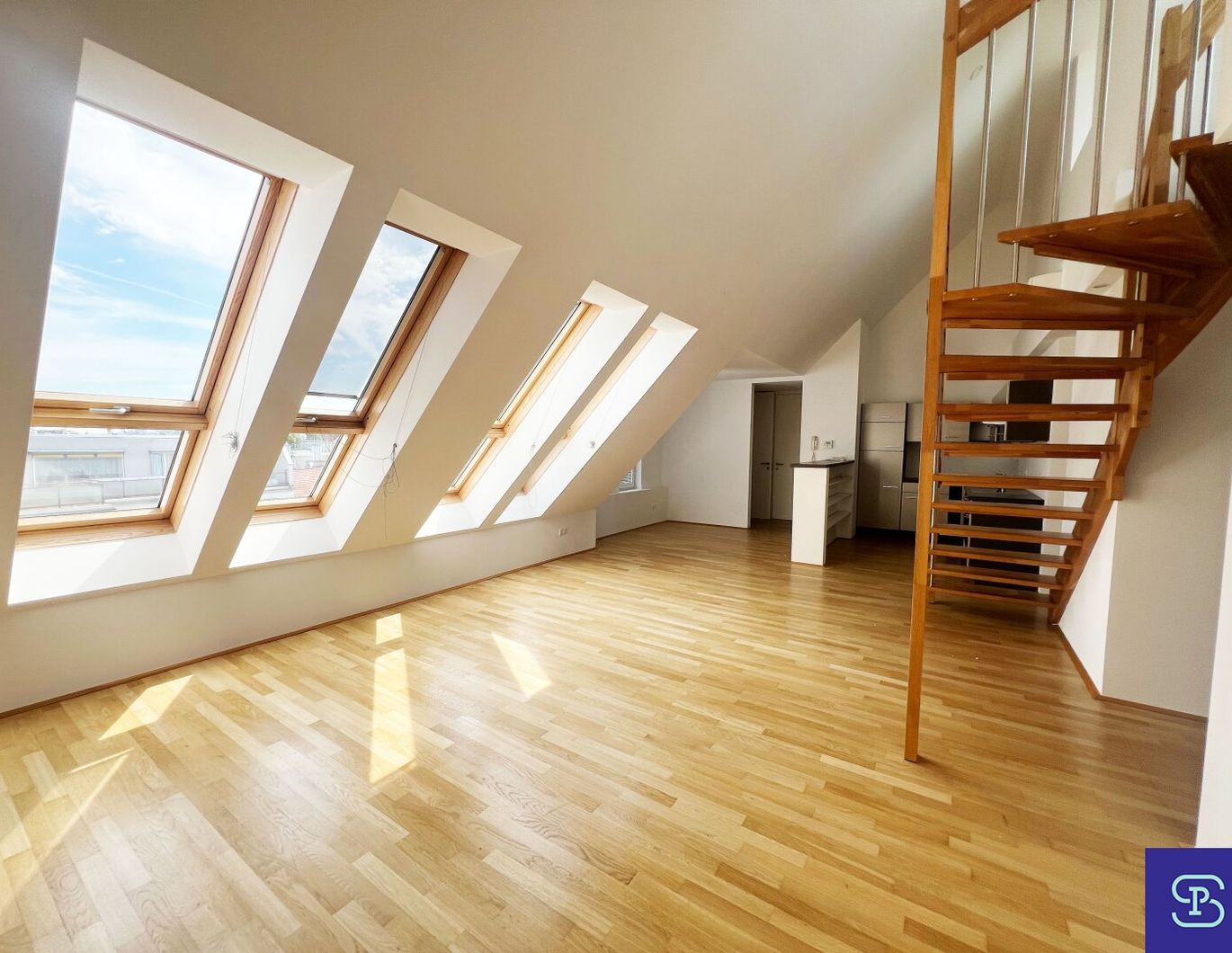 Sanierte 104m² Maisonette-Dachwohnung mit Terrasse und Klima - 1150 Wien