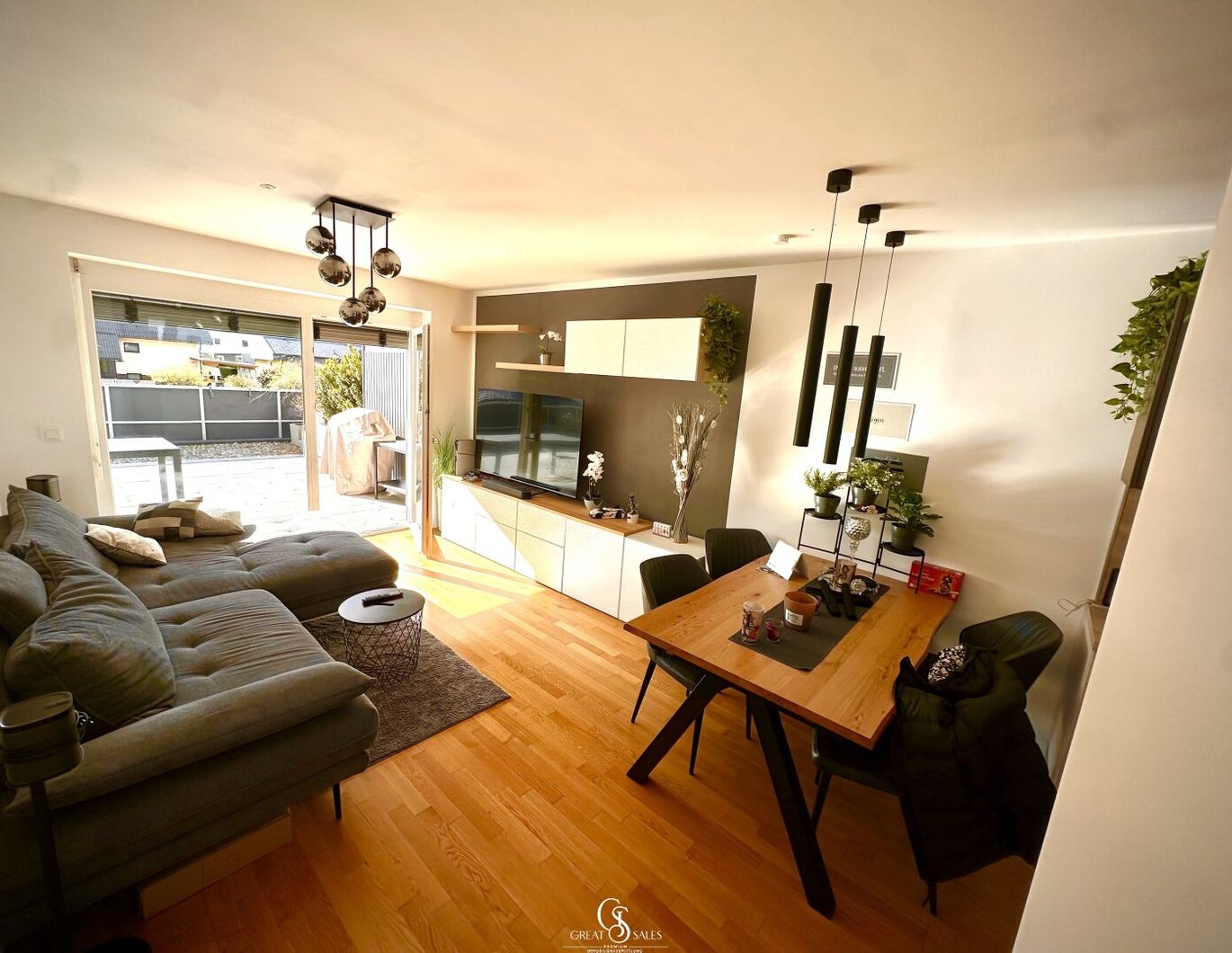 Sonnige Drei-Zimmer-Wohnung mit großzügiger Panorama-Terrasse & Zwei Carports- stilvoll wohnen im Murtal!