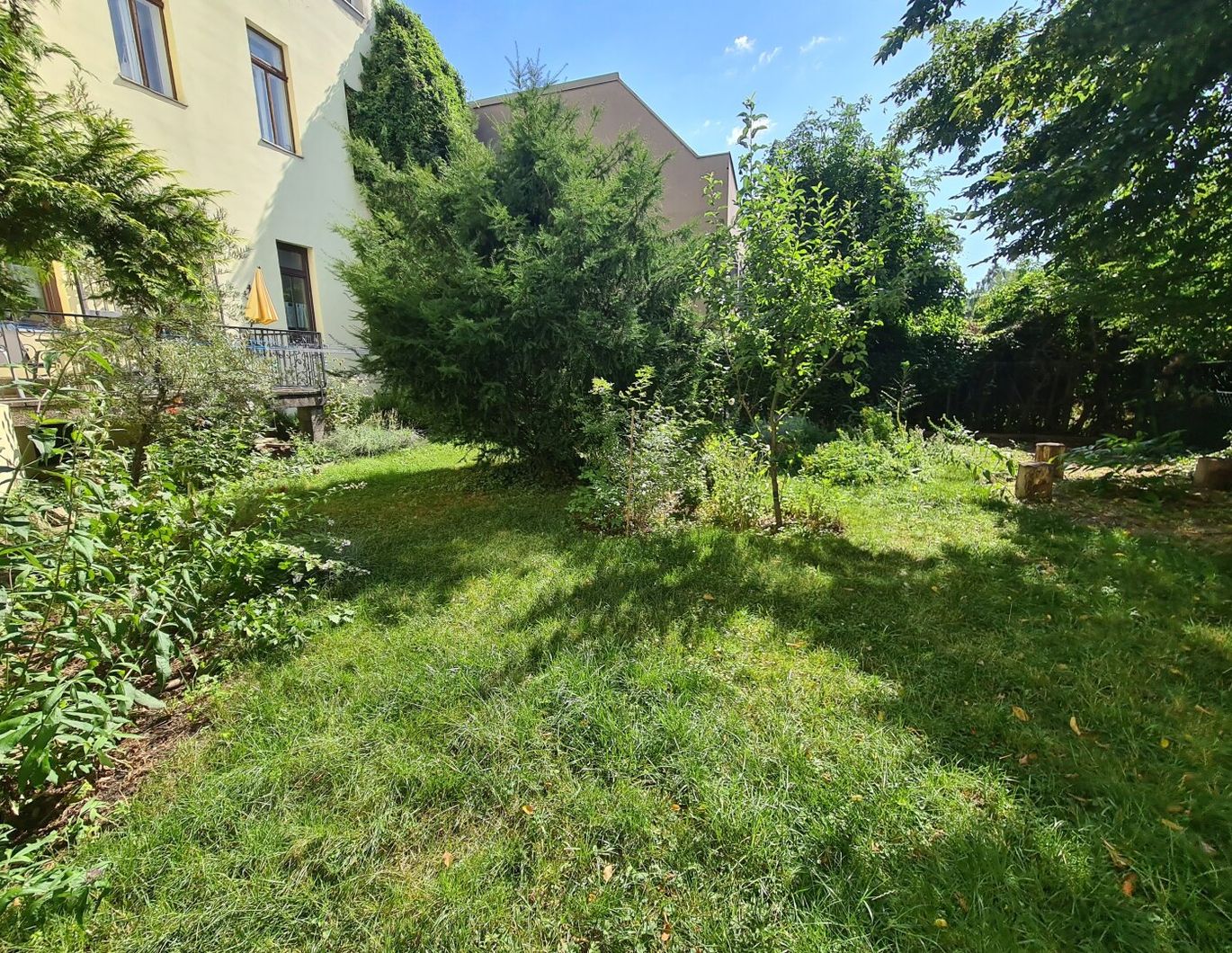 Sanierungsbedürftiger Altbau | Garten+Balkon | U4