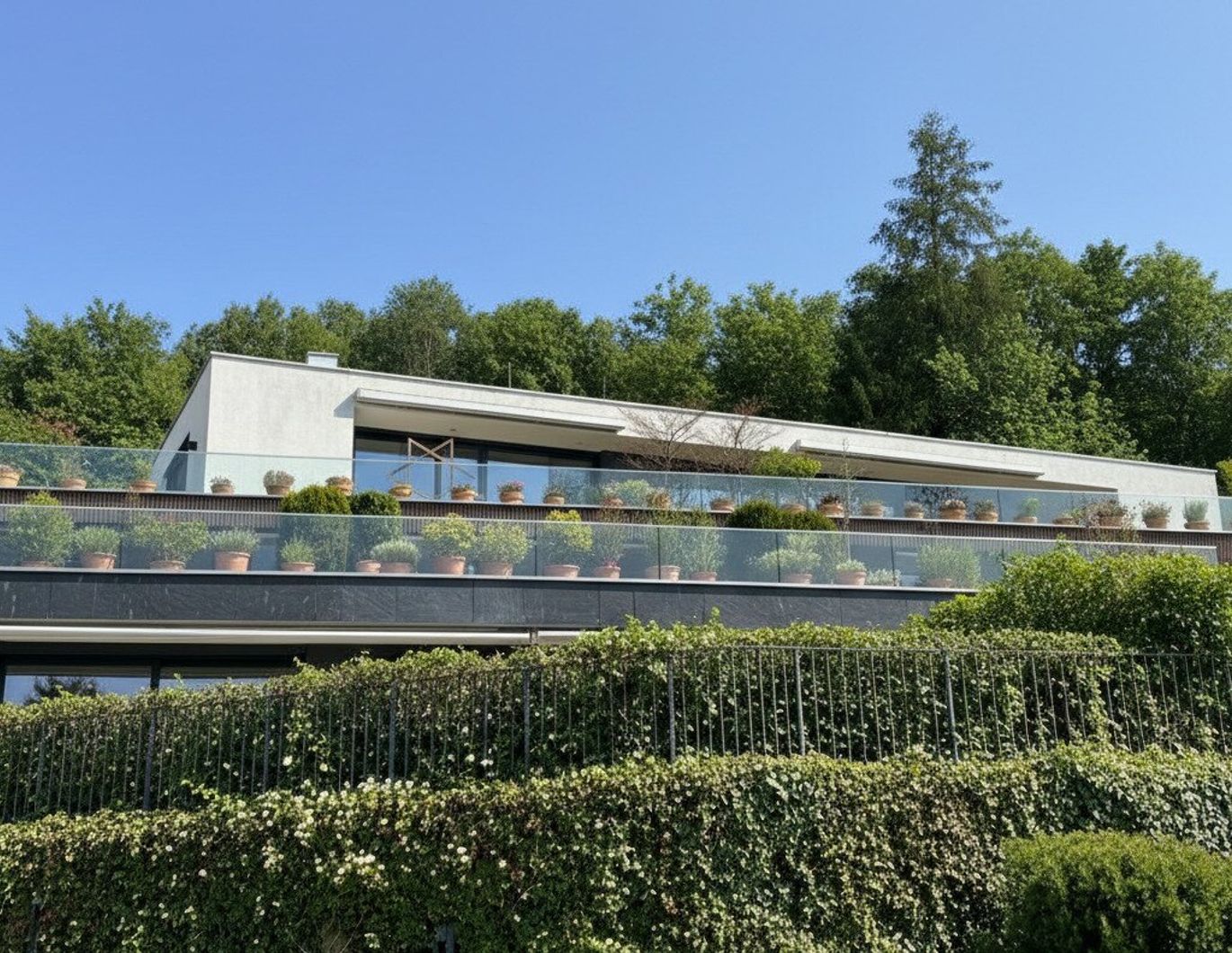Skyline & Alpen im Blick | Designer 3 Zimmer Maisonettewohnung mit 132m2 Wfl. | in privilegierter Aussichtslage in Salzburg Süd