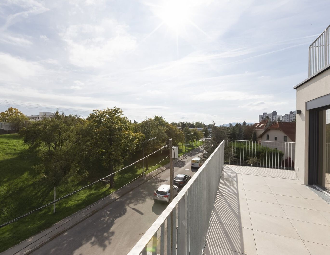 Drei-Zimmer-Erstbezugswohnung mit großzügiger südseitiger Eckterrasse
