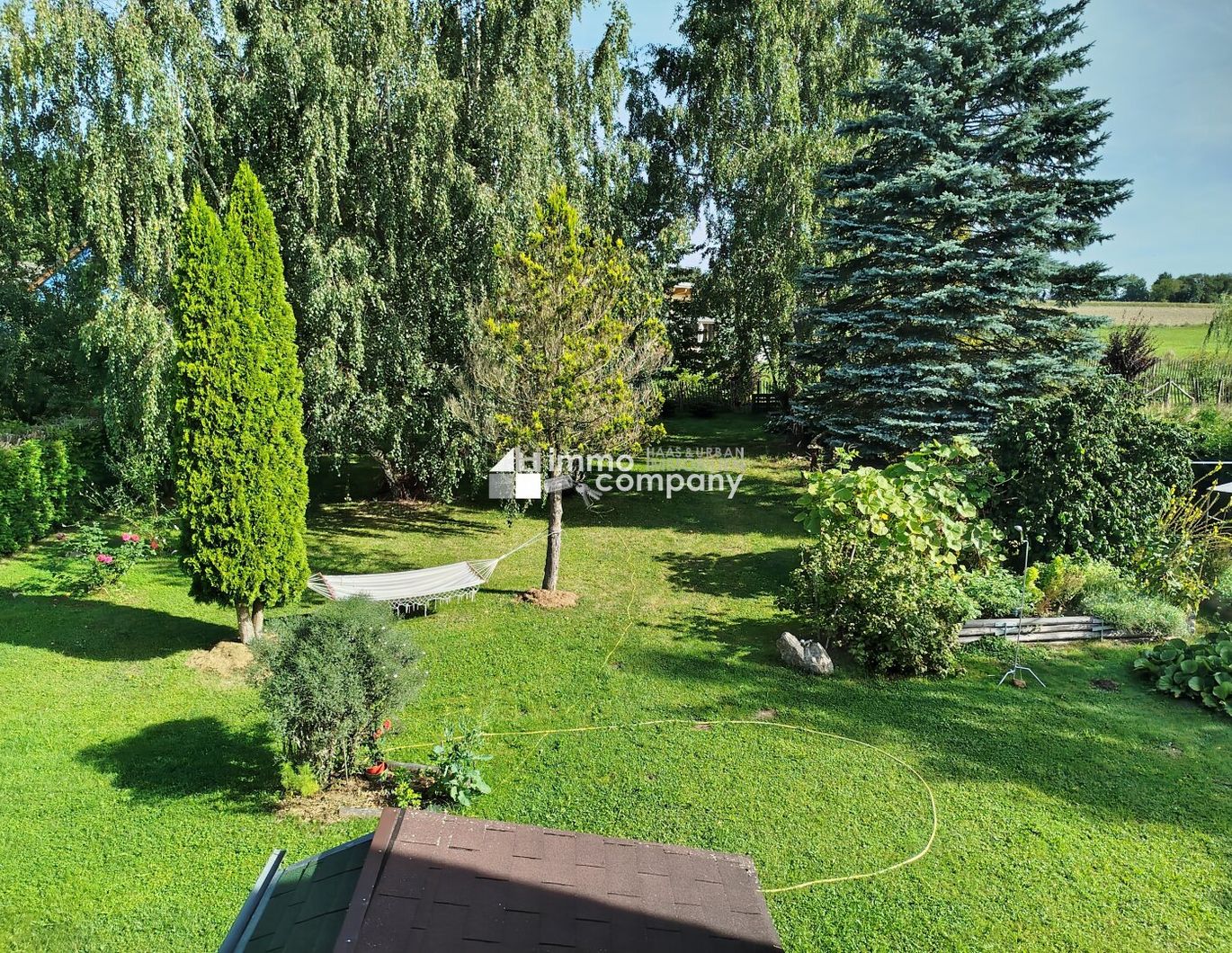 Einfamilienhaus mit großem Garten in ruhiger Sackgasse