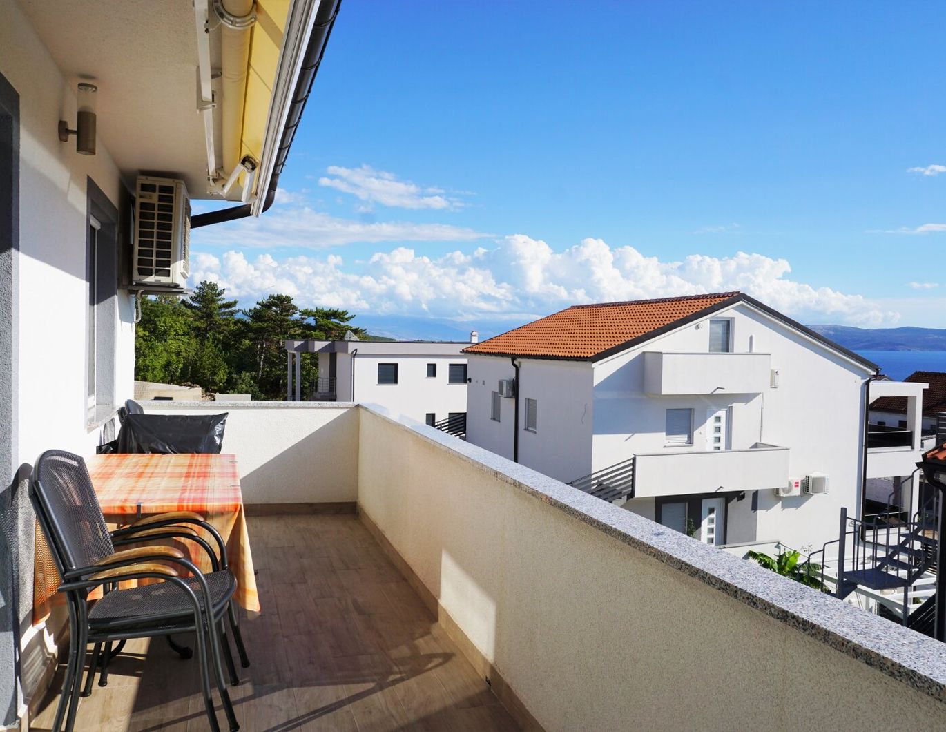 KROATIEN - Crikvenica - Galeriewohnung mit Meeresblick