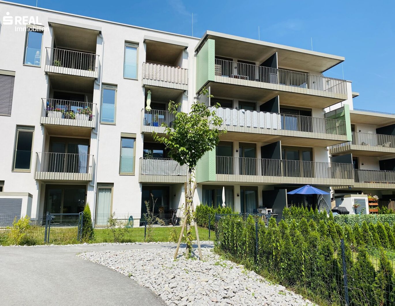 Wunderschöne 2-Zimmer-Wohnung mit Lift und Tiefgarage