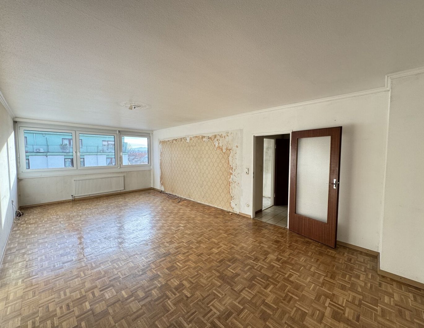 *Sanierungsbedürftiger Familienhit in begehrter Lage beim Schloss Schönbrunn* Ab sofort verfügbar*