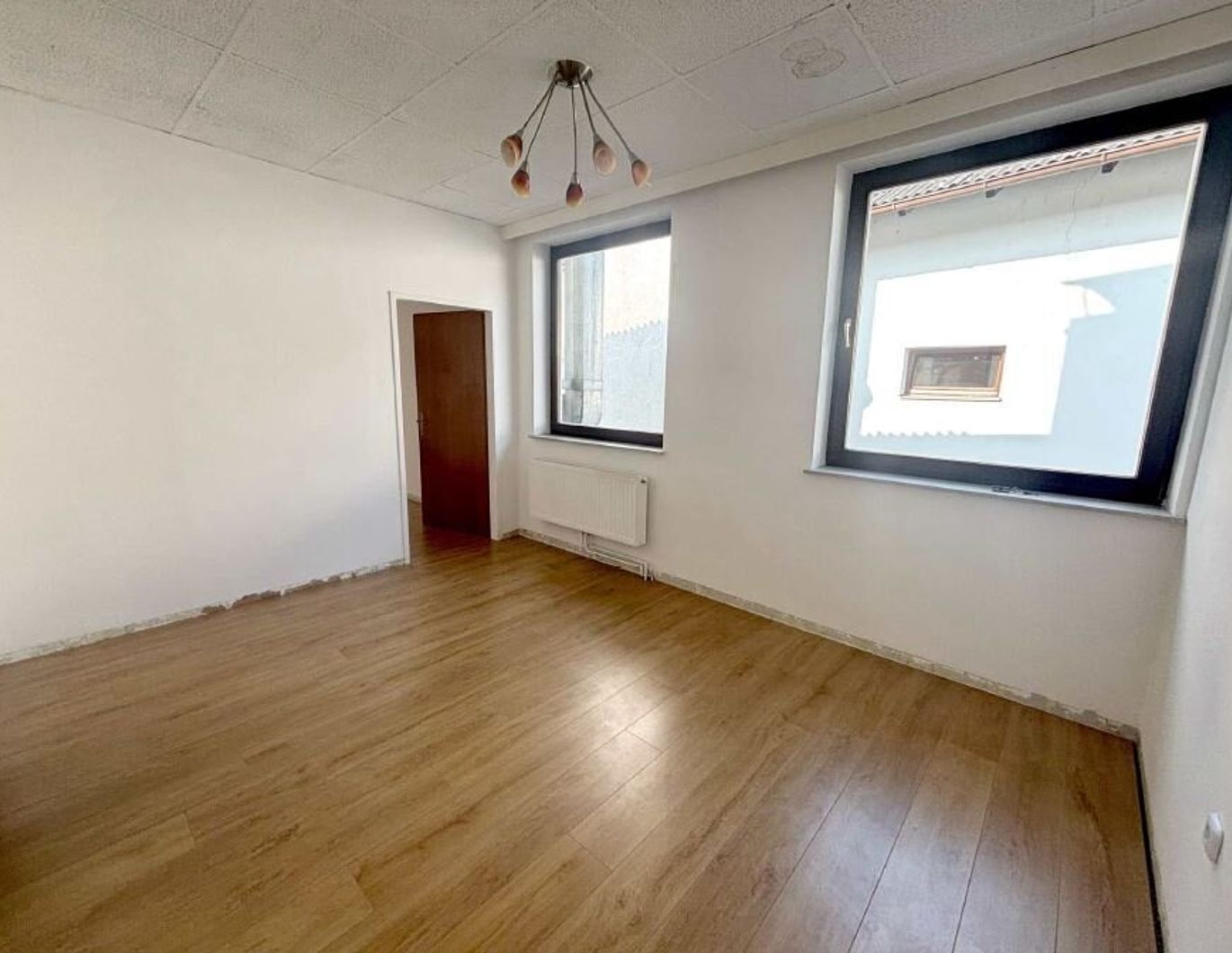 Leistbare zwei Zimmerwohnung in Frohsdorf!