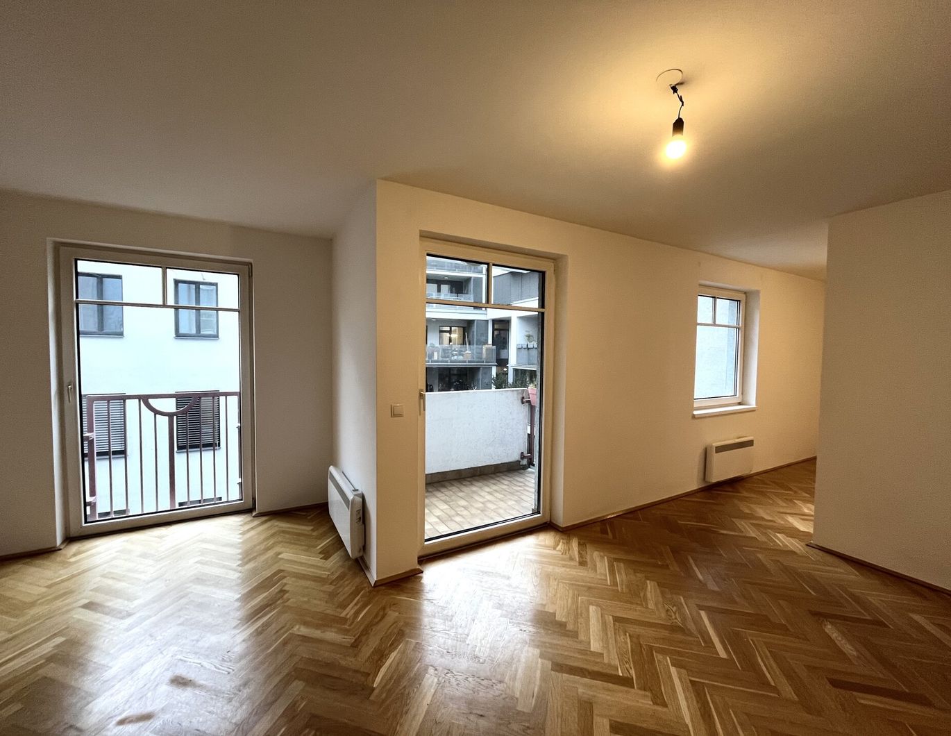 Schöne Wohnung 1,5 Zimmer Wohnung mit Balkon in 1050 Wien!