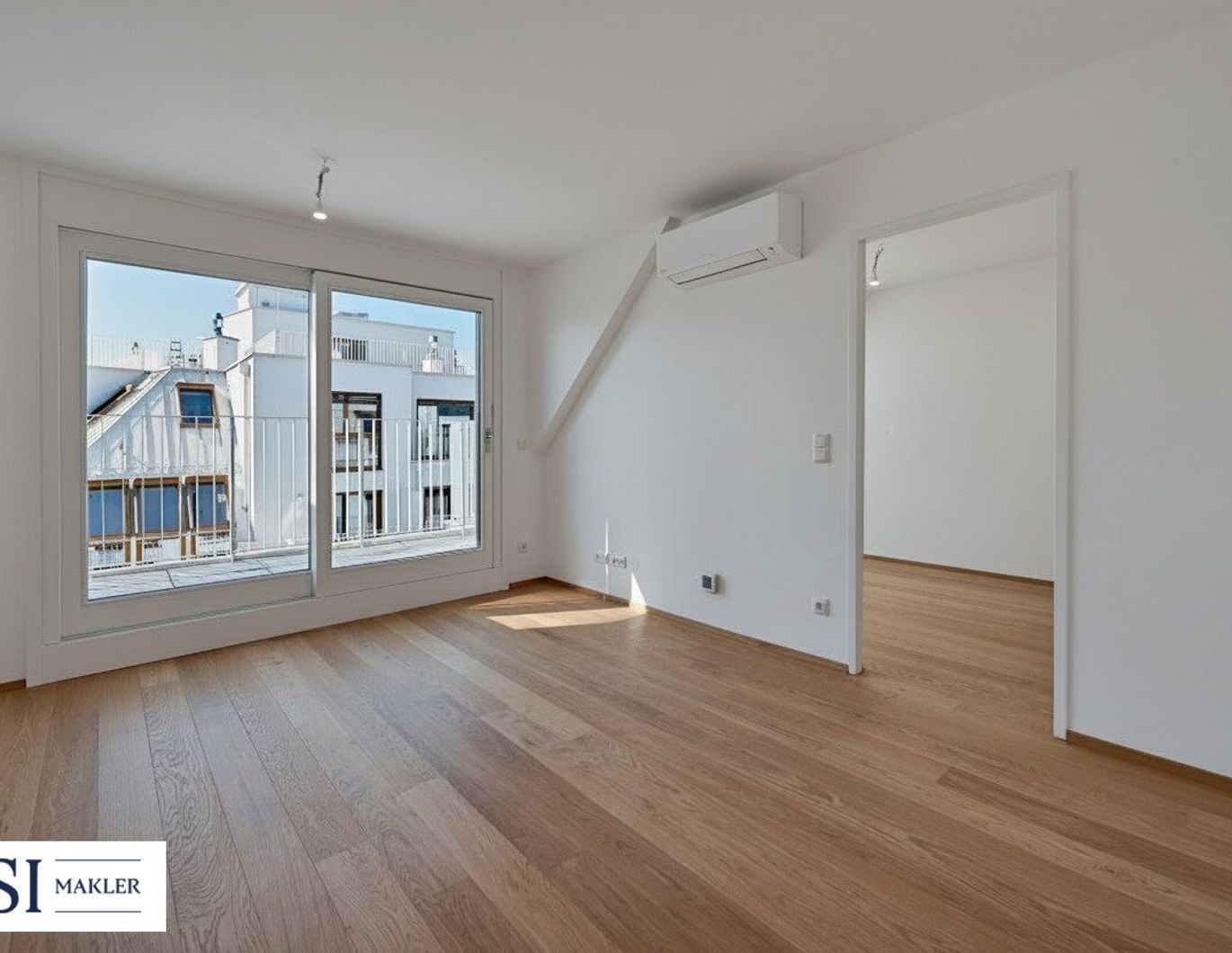 2-Zimmer-Dachgeschoß mit südseitiger Terrasse - Nähe Kutschkermarkt