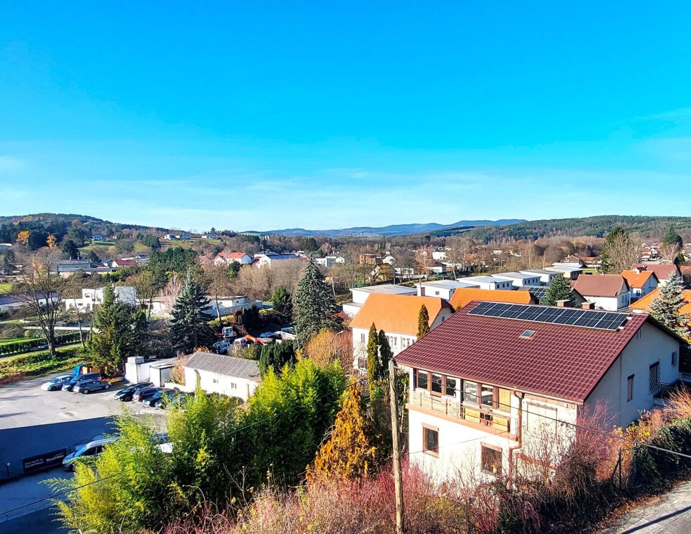 Panorama 200m² WFL, 2 Wohngeschoße, großer Garten, Obstbäume, Wald