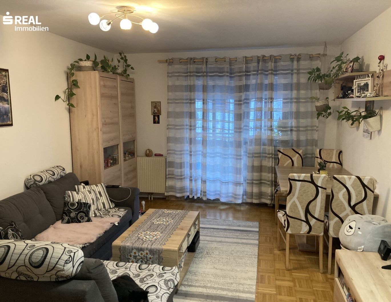 2-Zimmer-Wohnung: verkehrsberuhigte Lage, Südbalkon, Tiefgaragenstellplatz
