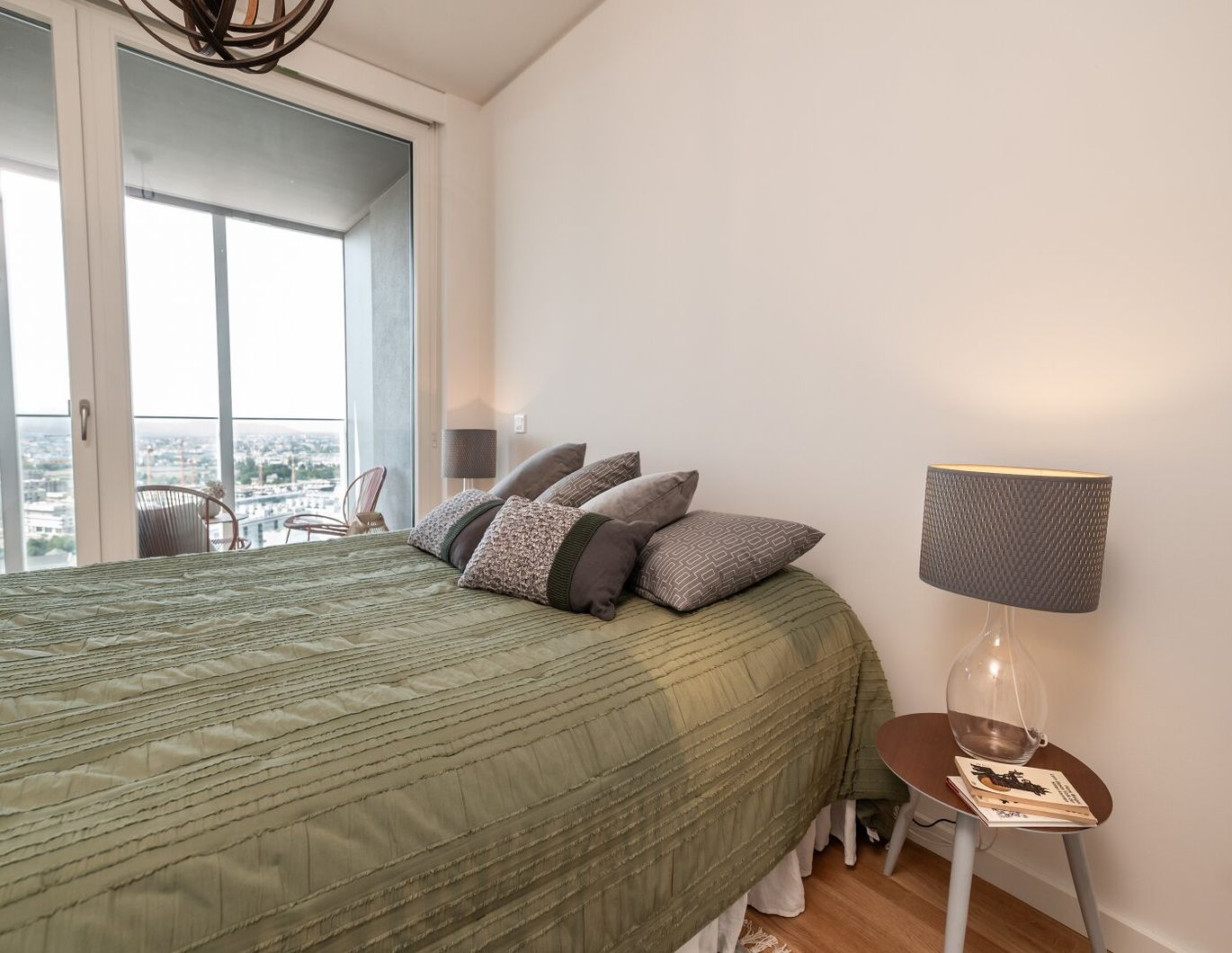 Exklusiver Erstbezug mit Rooftop Spa - Tower Homes im V22