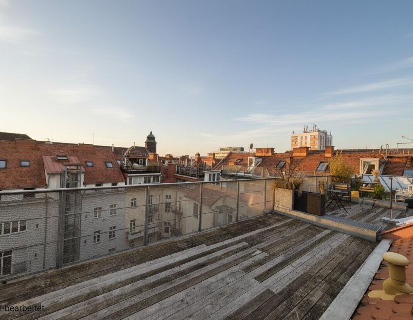 Traumhafte 3-Zimmer-Maisonette-Wohnung mit Terrasse in den Innenhof! ab sofort verfügbar!