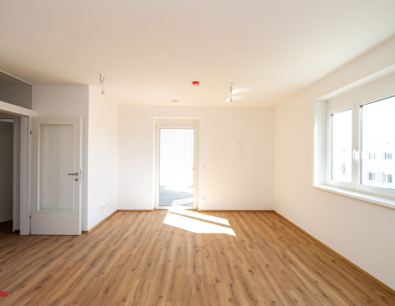 Erstbezug: 2 Zimmer Wohnung mit großer Loggia