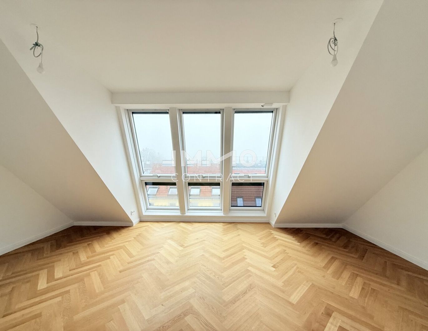 Wiener Rose - helle Dachgeschoß-Maisonette 3 Zimmer Erstbezug