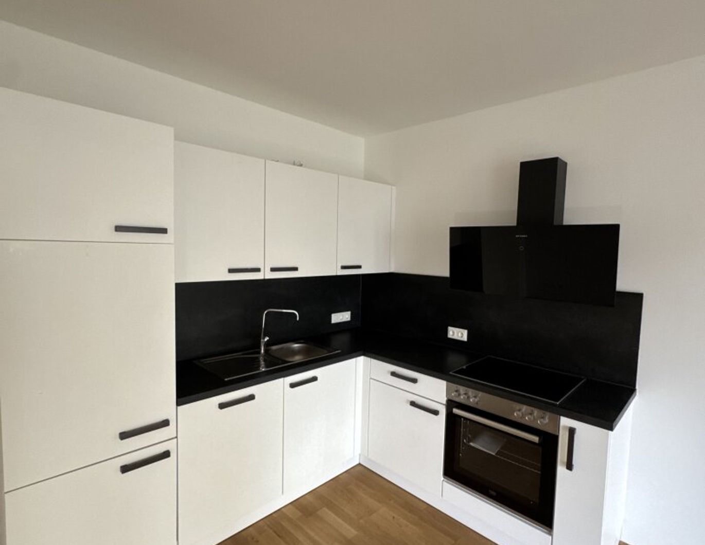 TRAUMHAFTE 3-Zimmer-Gartenwohnung in zentraler Lage in Kalsdorf mit Tiefgaragenparkplatz